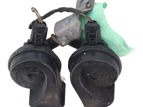 Used Horn Horn VW POLO V (6R1, 6C1) 1.2 TDI (75 hp) 31115152 31115152