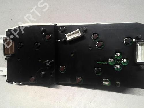 Used Instrument cluster NISSAN X-TRAIL I (T30) 2.2 Di 4x4 (114 hp) 21810082