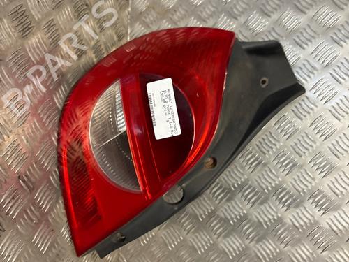 left-taillight-renault-clio-iii-br01-cr01-2005-2006-2007-2008-2009-2010-2011-2012-2013-2014-37203583 main image