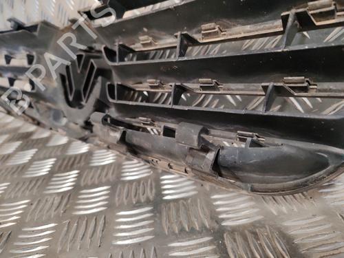 Used Grille Grille 22438653 22438653