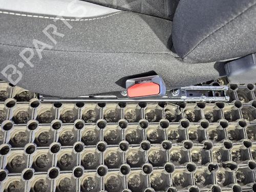 Used Right front seat Right front seat 34098153 34098153