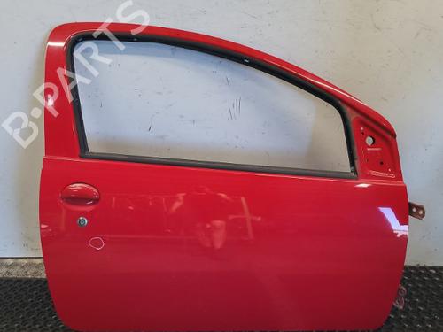 Used Right front door TOYOTA AYGO (_B1_) 1.0 (KGB10_, KGB10R) (68 hp) 20347673