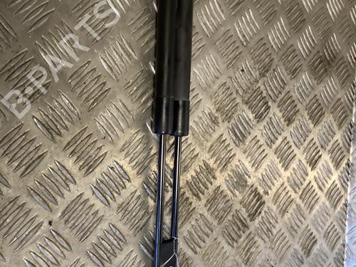 Used Tailgate lift support Tailgate lift support RENAULT CLIO IV (BH_) 0.9 TCe 90 (BHNF, BHMA, BHMH, BHJK, BHJR) (90 hp) 33834777 33834777