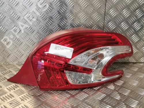 Højre baglygte PEUGEOT 208 I (CA_, CC_) 1.4 HDi (68 hp) 20343290