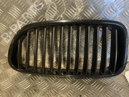 Grill BMW 5 (F10) 530 d (245 hp) 33174872