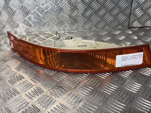 Blinklys fortil venstre RENAULT MASTER II Van (FD) 2.5 dCi (FD02) (101 hp) 30095923