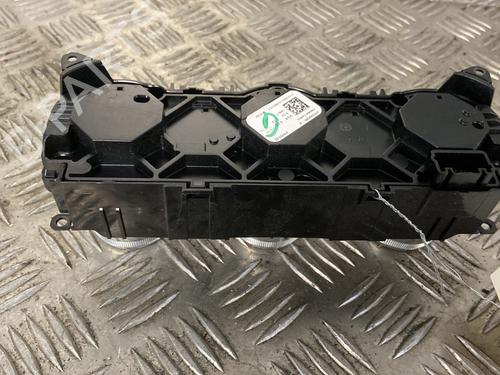 Used Climate control Climate control RENAULT CAPTUR II (HF_) E-TECH 160 (158 hp) 30052096 30052096