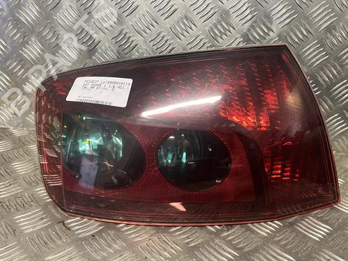 Used Left taillight PEUGEOT 407 (6D_) 1.6 HDi 110 (6D9HZC, 6D9HYC) (109 hp) 23095886