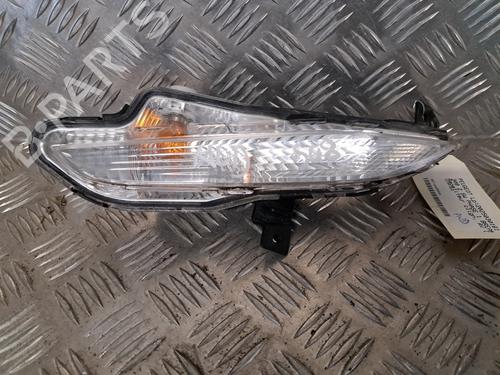 Used Right front indicator Right front indicator PEUGEOT 308 SW II (LC_, LJ_, LR_, LX_, L4_) 1.6 BlueHDi 120 (120 hp) 25337835 25337835