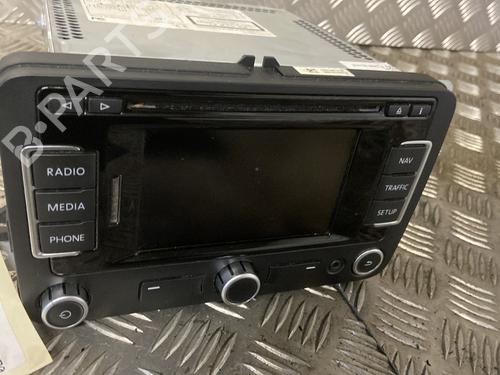 display-monitor-vw-touran-1t3-2010-2011-2012-2013-2014-2015-2016-32436411 main image