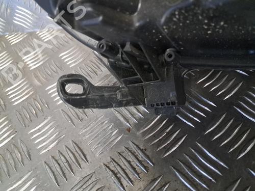 Left headlight PEUGEOT 208 I (CA_, CC_) 1.4 HDi | BP29028345C28 