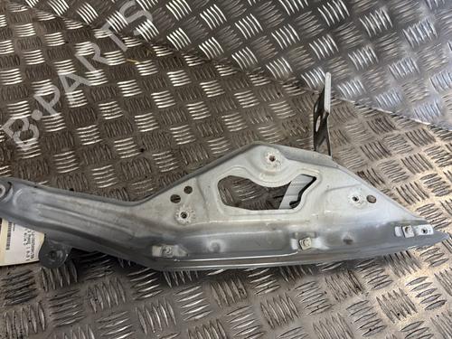 support-renault-twingo-iii-bcm_-bca_-2014-32171307 main image