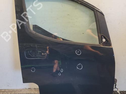 Used Right front door NISSAN NV200 / EVALIA Bus 1.5 dCi 110 (M20, M20M) (110 hp) 20347667