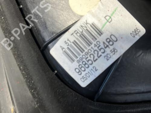 Used Right tailgate light Right tailgate light CITROËN C3 II (SC_) 1.4 HDi 70 (SC8HZC, SC8HR0, SC8HP4) (68 hp) 27391799 27391799