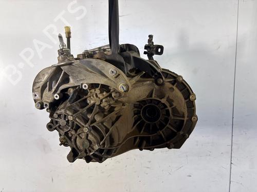 gearbox-renault-trafic-iii-van-fg_-2014-37473817 main image