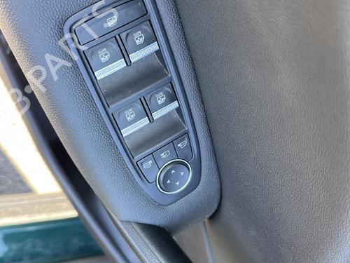 Used Parts RENAULT CAPTUR II (HF_) E-TECH 160 4267877