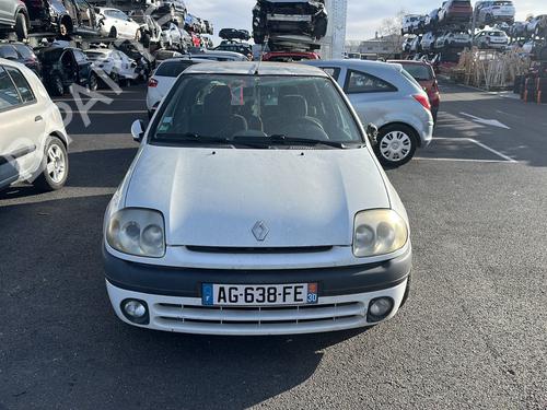 Brugte RENAULT CLIO II (BB_, CB_) 1.9 dTi (B/CB0U) (80 hp) 4374154