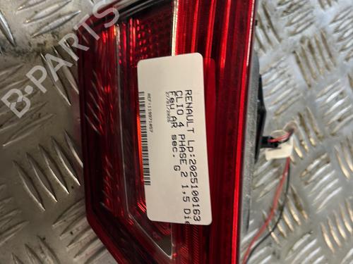 Feu de coffre gauche RENAULT CLIO IV (BH_) 1.5 dCi 90 (90 hp) 31927272