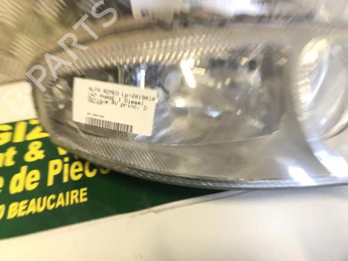 Used Right headlight Right headlight ALFA ROMEO 147 (937_) 1.9 JTD (937.AXD1A, 937.BXD1A, 937.AXV1A, 937.BXB1A,... (115 hp) 22093812 22093812