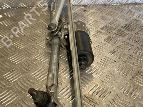 Used Front wiper motor BMW 3 (E90) 330 i (258 hp) 22095481