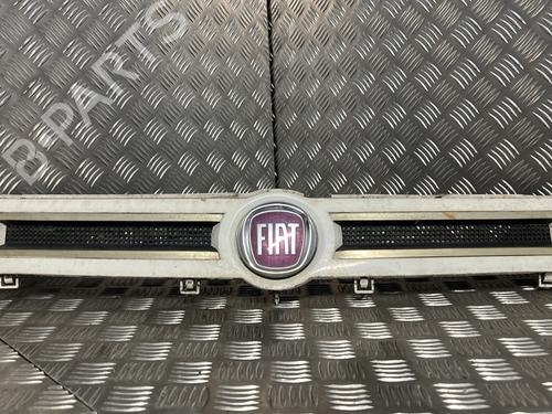 Grill FIAT PANDA (169_) 1.3 D Multijet (169.AXC1A) (70 hp) 25476936