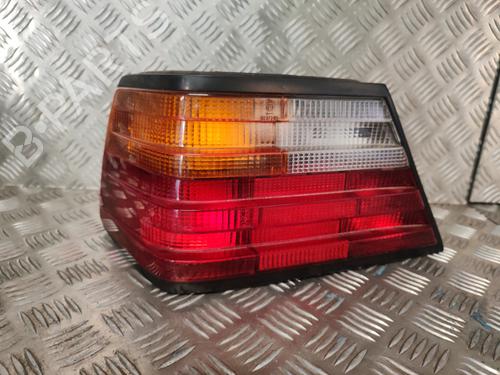 Used Left taillight MERCEDES-BENZ 124 Saloon (W124) 300 D (124.130) (113 hp) 27153842