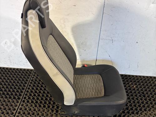 Used Right front seat Right front seat 37865880 37865880
