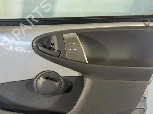 Right front door PEUGEOT 107 (PM_, PN_) 1.4 HDi | BP28130129C3 