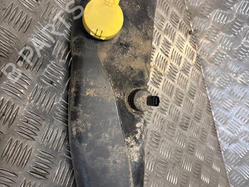 windscreen-washer-tank-dacia-sandero-ii-2012-34098151 main image