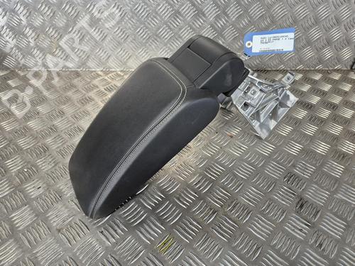 Used Armrest / Center console Armrest / Center console 38344057 38344057