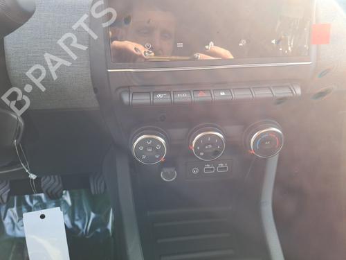 Steering wheel RENAULT CLIO V (B7_) 1.0 TCe 90 (B7MT) | BP32523939C49 - Image 4