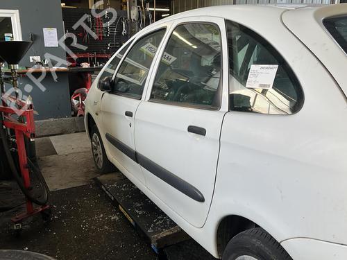 Left taillight CITROËN XSARA PICASSO (N68) 2.0 HDi | BP20346825C34 