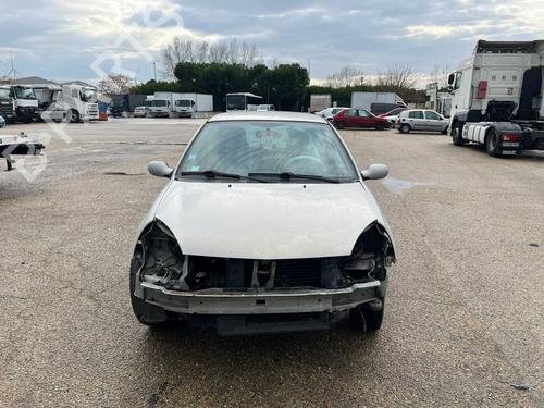 Brugte RENAULT CLIO II (BB_, CB_) 1.2 16V (BB05, BB0W, BB11, BB27, BB2T, BB2U, BB2V, CB05,... (75 hp) 4406043