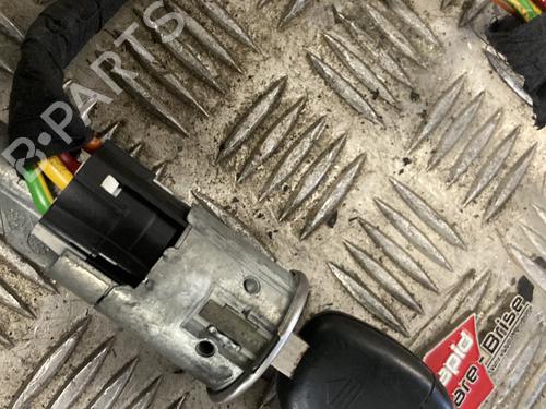 Used Ignition barrel Ignition barrel RENAULT CLIO II (BB_, CB_) 1.4 16V (B/CB0P, BB13) (98 hp) 33127414 33127414