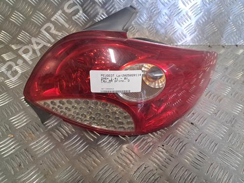 Used Right taillight Right taillight 24665578 24665578