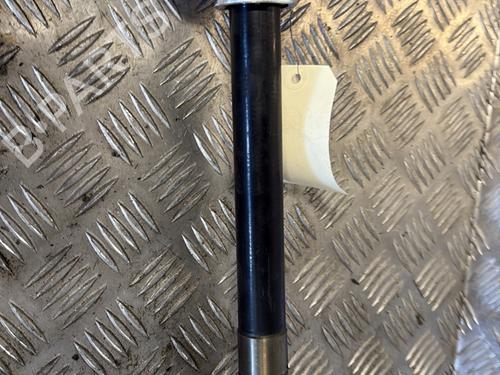 Used Left front driveshaft Left front driveshaft MASERATI LEVANTE SUV (M161) 3.0 D Q4 (275 hp) 31880392 31880392