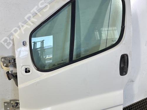 Left front door OPEL VIVARO A Van (X83) 2.0 CDTI (F7) | BP28111615C2 