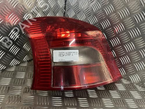 Venstre baglygte TOYOTA YARIS (_P9_) 1.3 VVT-i (SCP90_, SCP90R) (87 hp) 27170738