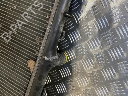 water-radiator-ds-ds-3-sa_-2015-2016-2017-2018-2019-32386344 main image