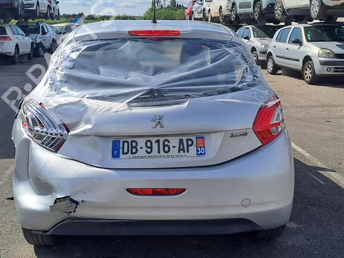 Left headlight PEUGEOT 208 I (CA_, CC_) 1.4 HDi | BP29028345C28 
