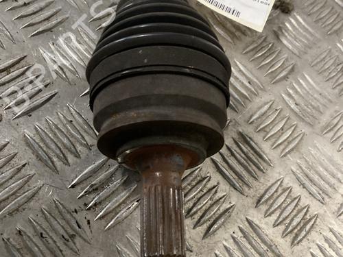 Used Left front driveshaft Left front driveshaft CITROËN C3 II (SC_) 1.4 HDi 70 (SC8HZC, SC8HR0, SC8HP4) (68 hp) 33171444 33171444