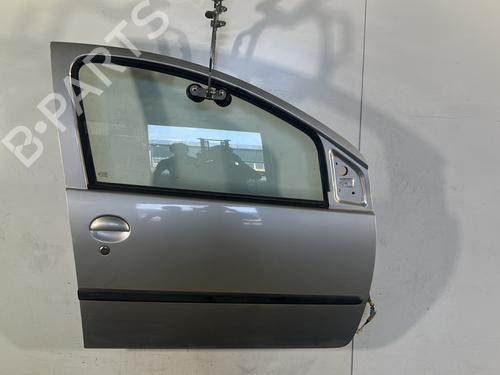 Used Right front door PEUGEOT 107 (PM_, PN_) 1.4 HDi (54 hp) 28130129