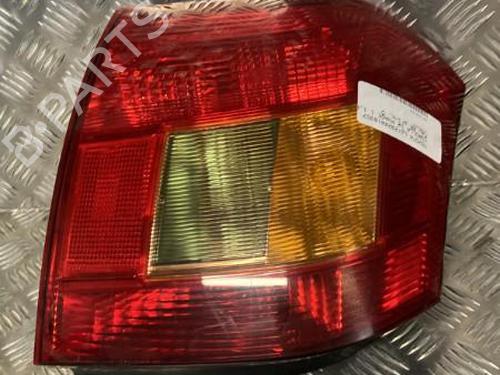 Used Right taillight TOYOTA COROLLA (_E12_) 1.6 VVT-i (ZZE121_, ZZE121R) (110 hp) 20344920