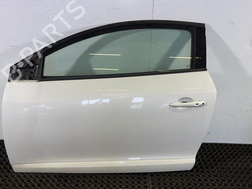 Used Left front door Left front door RENAULT MEGANE III Coupe (DZ0/1_) 1.5 dCi (DZ09, DZ0D, DZ1F, DZ1G, DZ14, DZ29) (110 hp) 32212999 32212999
