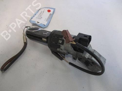 Clé de contact DS DS 3 (SA_) 1.2 THP 110 / PureTech 110 (SAHNPS, SAHNZ6, SAHNZT) (110 hp) 22093796