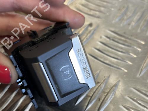 Used Switch Switch PEUGEOT 3008 II SUV (MC_, MR_, MJ_, M4_) 1.2 THP/ PureTech 130 (MRHNSM, MRHNSU, MRHNSJ, MRHNYW,... (131 hp) 24957928 24957928