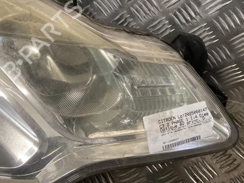 Used Right headlight Right headlight CITROËN C3 II (SC_) 1.4 HDi 70 (SC8HZC, SC8HR0, SC8HP4) (68 hp) 33565926 33565926