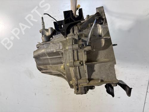 gearbox-renault-clio-v-b7_-2019-37528642 main image