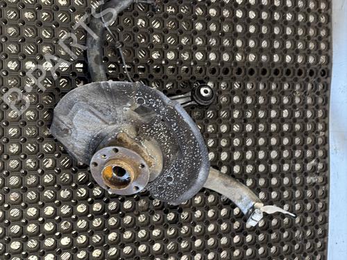 Used Right front steering knuckle BMW X5 (F15, F85) M 50 d (381 hp) 28195772