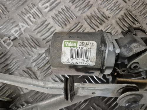 Essuie-glace moteur avant Essuie-glace moteur avant RENAULT CLIO III (BR0/1, CR0/1) 1.4 16V (98 hp) 39896821 39896821